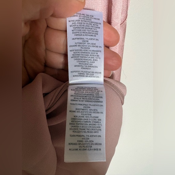 NWT-ERDEM Rose One Shoulder Dress 100 % silk value of 3700$ plus taxes - Picture 14 of 17